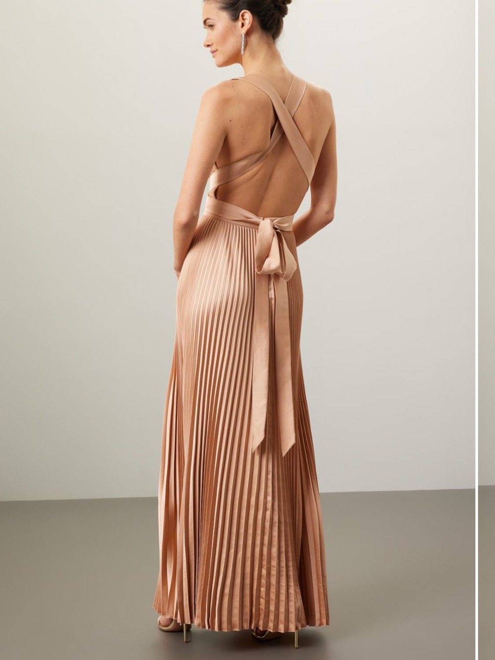 L’IDÉE Moderniste Pleated Halter Maxi Gown Champagne Gold Size 10 - Picture 6 of 7